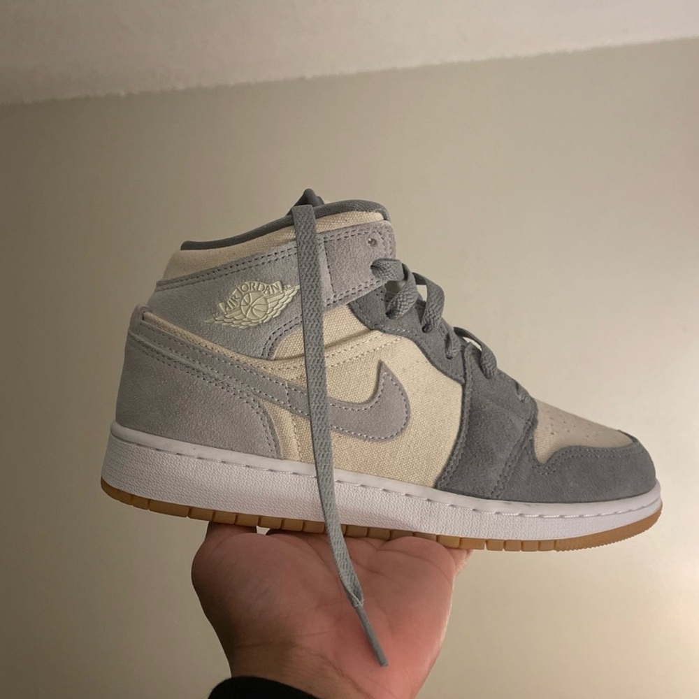 Jordan 1 SE